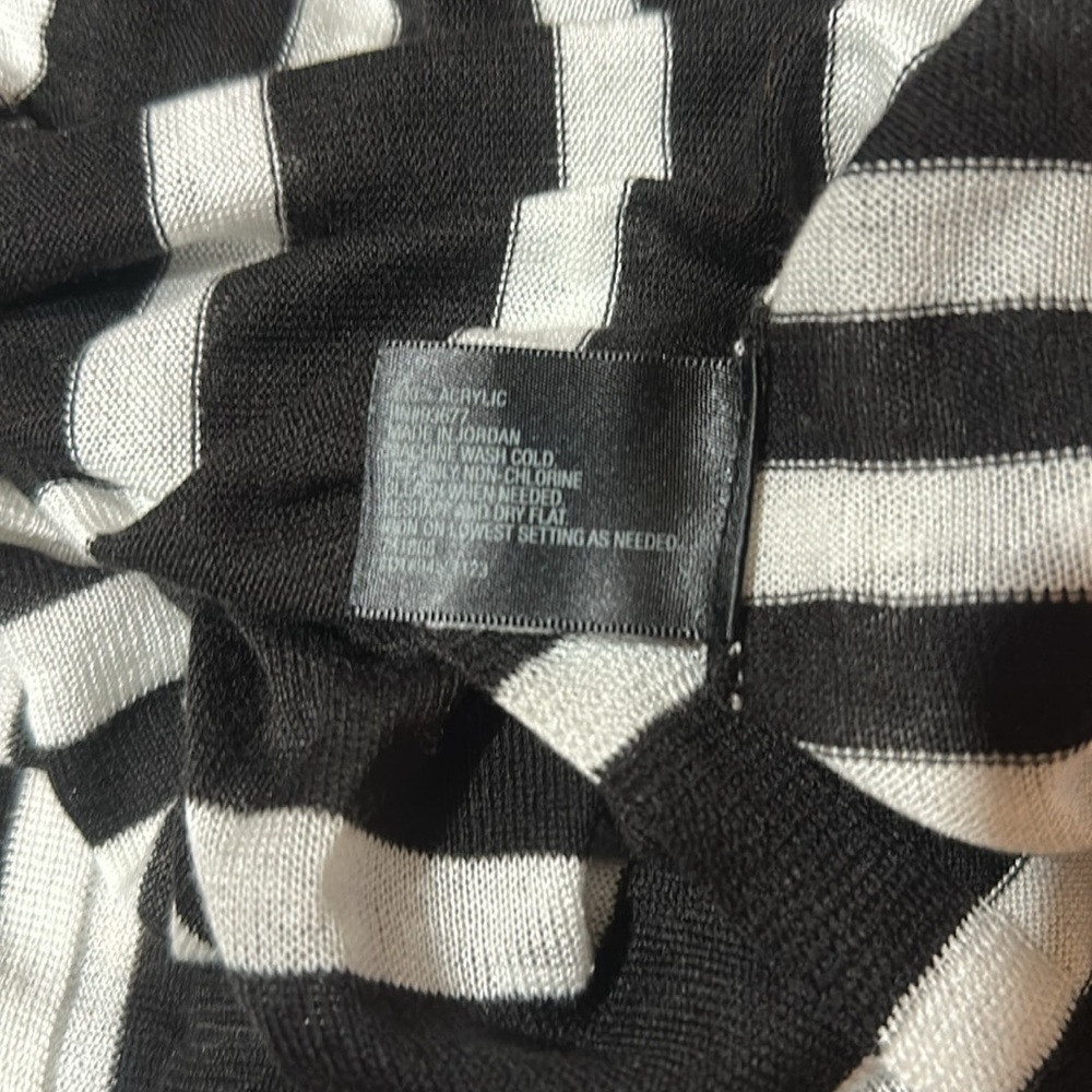 Worthington Open Front 3/4 Sleeve Black and White Striped Cardigan Sweater - Picture 10 of 10